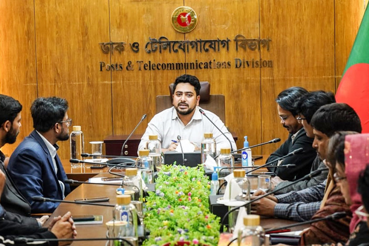 তথ্যপ্রযুক্তির এই যুগে গুজব প্রতিরোধ বড় চ্যালেঞ্জ : উপদেষ্টা নাহিদ