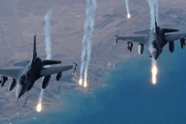 আফগানিস্তানে পাকিস্তানের বিমান হামলা, নারী-শিশুসহ নিহত অন্তত ১৫