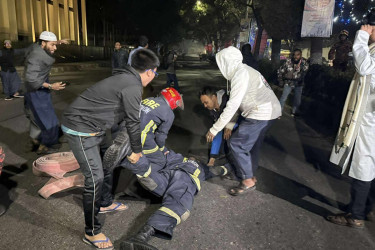 কাভার্ডভ্যানের চাপায় আহত সেই ফায়ার কর্মীর মৃত্যু