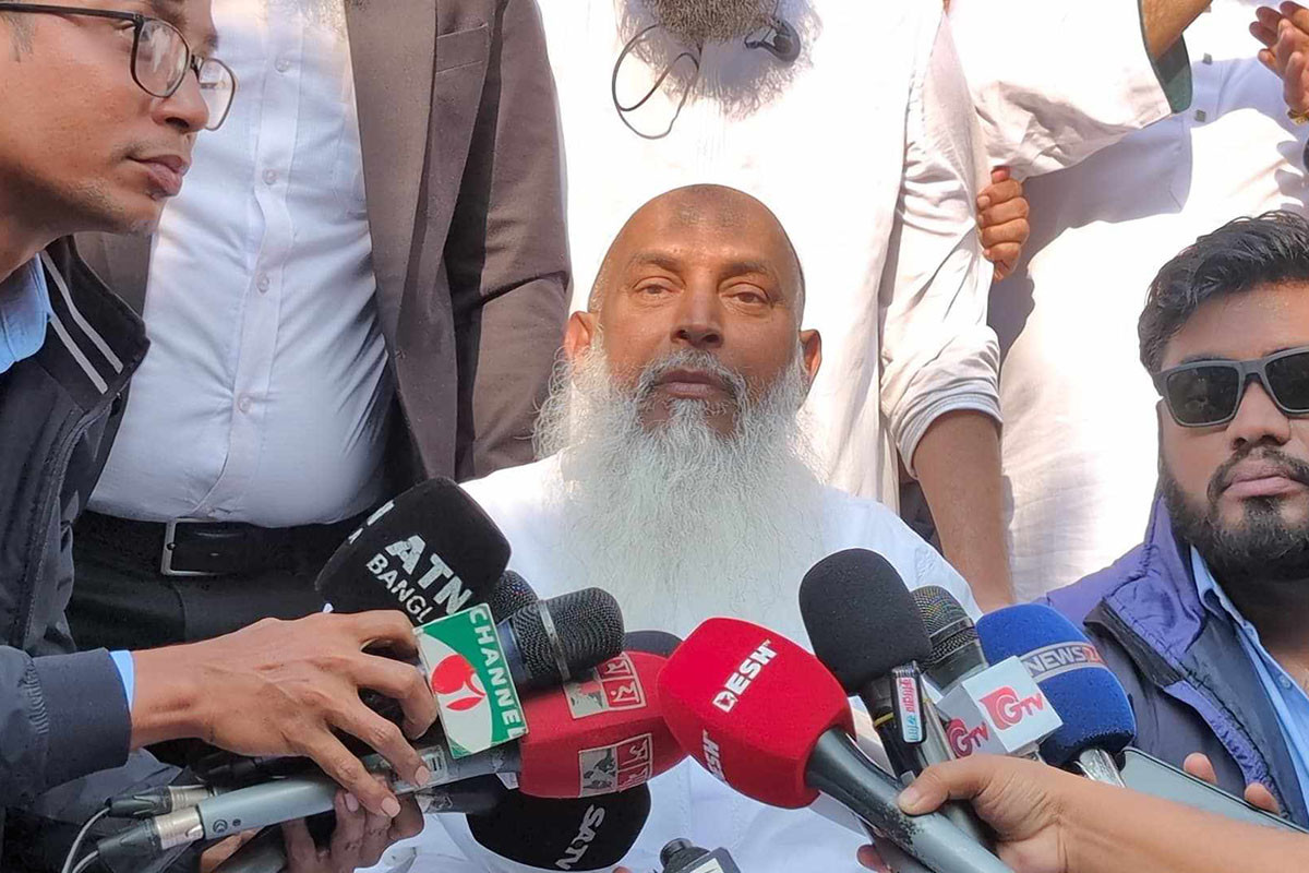 ১৩ বছর পর দেশে ফিরলেন বিএনপি নেতা কায়কোবাদ