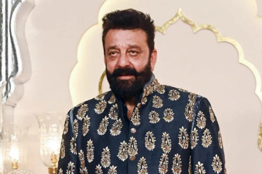 সায়রা বানু কে বিয়ে করতে চেয়েছিলেন সঞ্জয় দত্ত