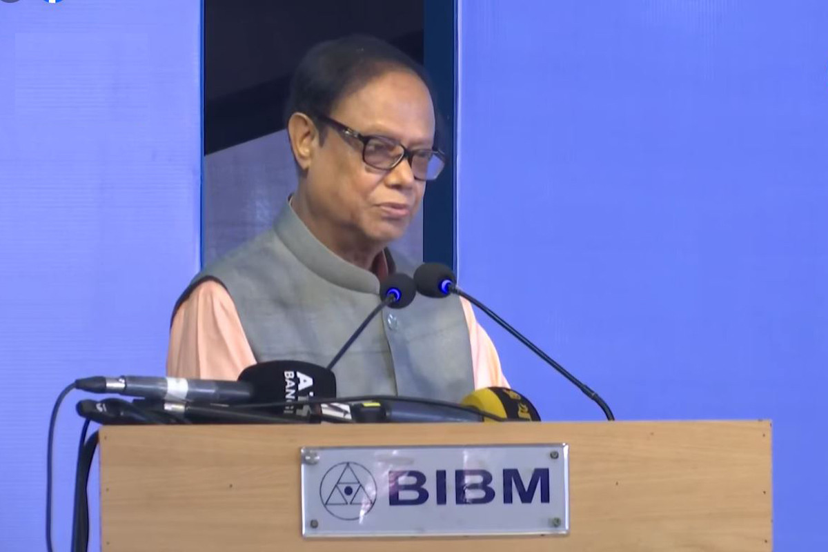 ব্যাংকখাতে ব্যর্থতার দায় কমবেশি সবার : গভর্নর