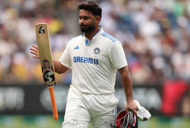 পান্তকে স্টুপিড বললেন গাভাস্কার