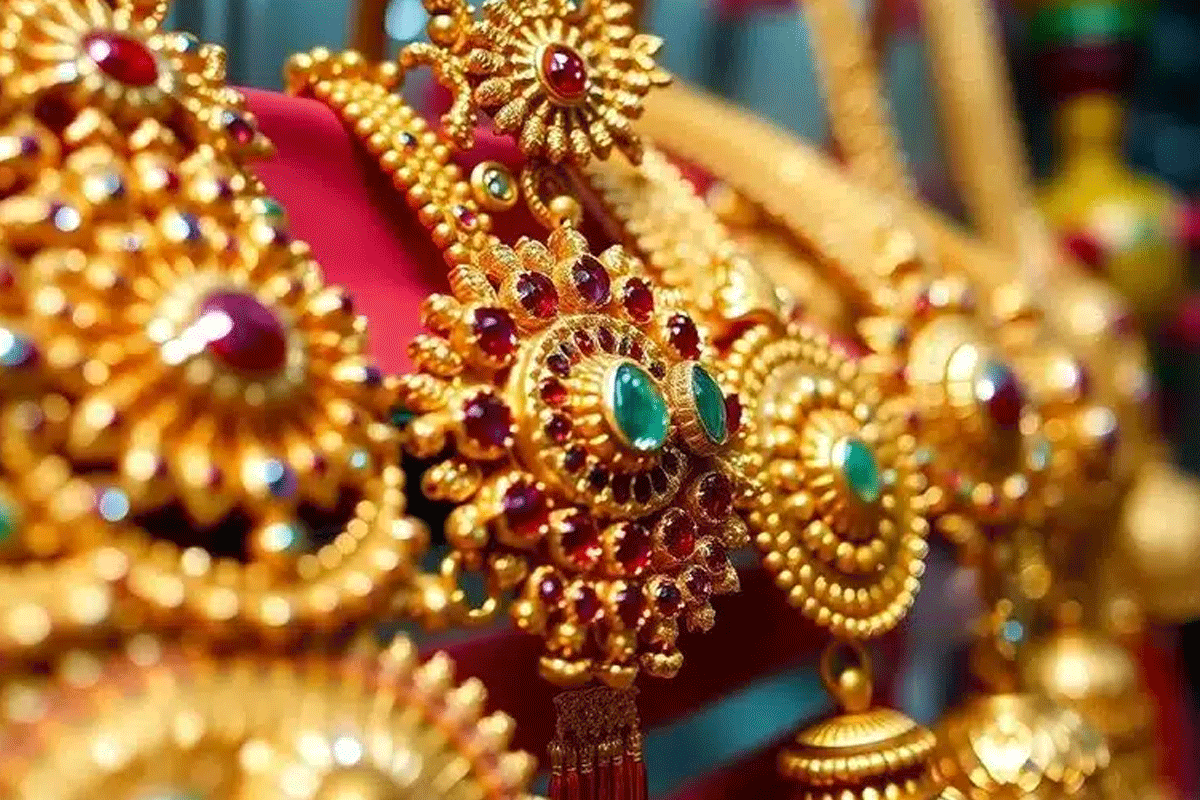 ভারতের নারীদের কাছেই বিশ্বের ১১ শতাংশ স্বর্ণ