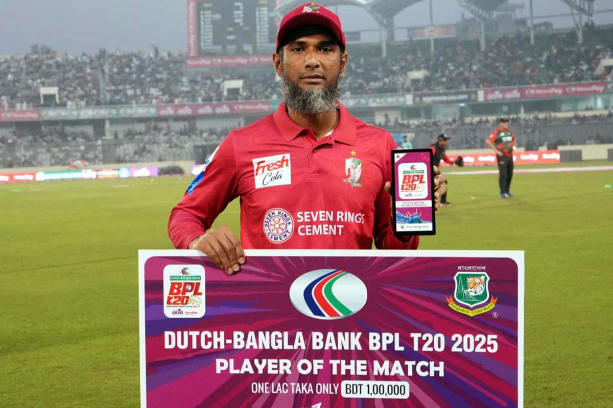 অসুস্থ ছেলেকে ম্যাচ সেরার পুরস্কার উৎসর্গ করলেন রিয়াদ