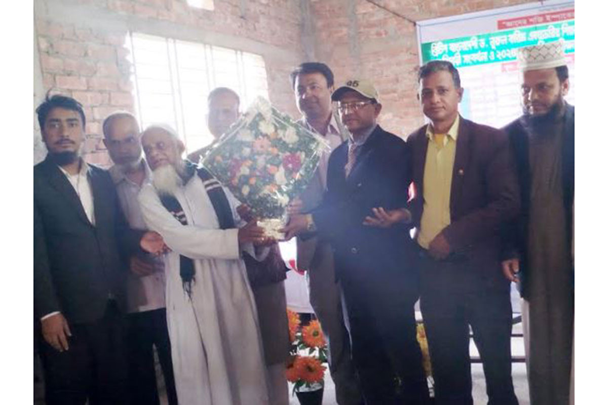 সুধারামে স্কুলে বার্ষিক ফলাফল ও পুরষ্কার বিতরণী অনুষ্ঠান অনুষ্ঠিত