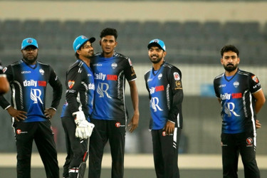 বোলিংয়ে এত গতির রহস্য জানালেন নাহিদ রানা