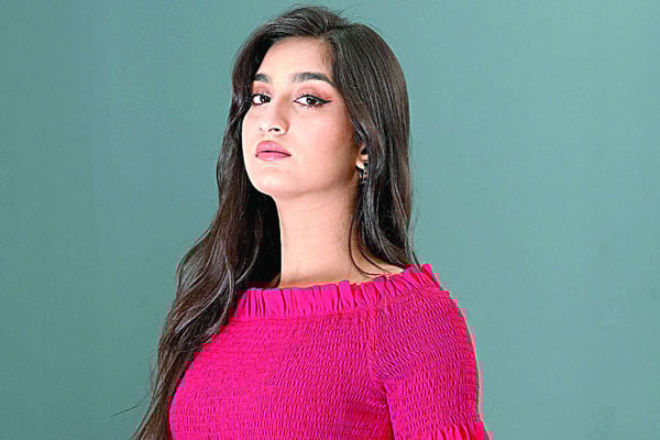 সপ্তাহান্তে উজ্জ্বল ত্বক