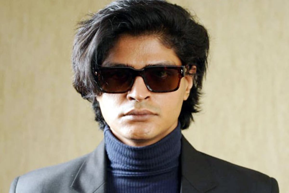 অর্থহীন ব্যান্ডে নতুন গিটারিস্ট
