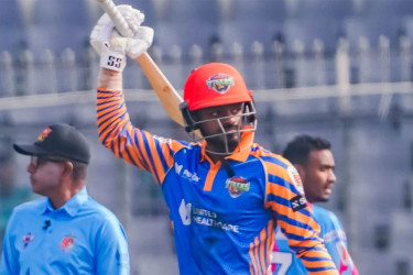 অবশেষে হেলিকপ্টার শটের রহস্য জানালেন অঙ্কন