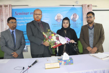চাঁবিপ্রবিতে রিসার্চ সেমিনার অনুষ্ঠিত