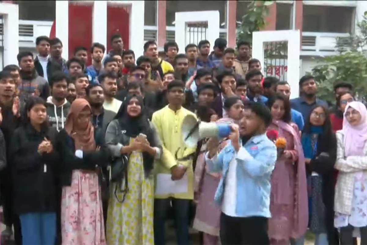 এবারই সাত কলেজে স্বতন্ত্র কাঠামোতে ভর্তি পরীক্ষার দাবি