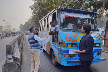 গাড়ি চালকদের বিআরটিএ’র সচেতনতা