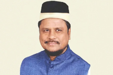 নদভীকে ৫ মামলায় শ্যোন অ্যারেস্ট