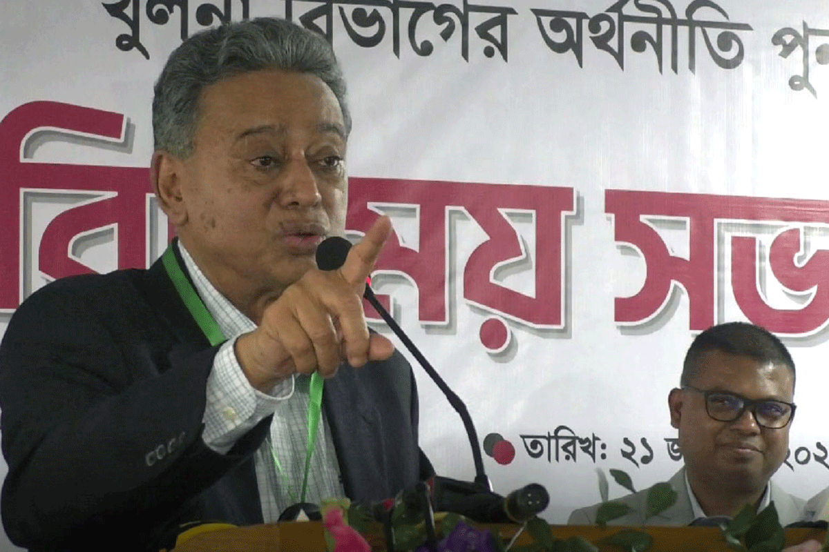 দুইশ’ আসন পেলেও জাতীয় সরকার করবে বিএনপি: আমীর খসরু