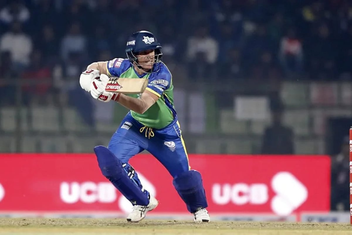 ওয়ার্নারসহ বড় তারকারা বিপিএলের শেষভাগে আসার গুঞ্জন