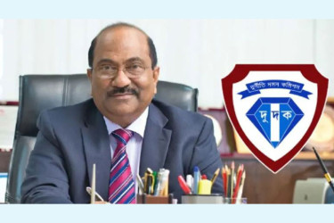 দুদকের মামলায় এস কে সুরকে গ্রেফতার দেখালেন আদালত