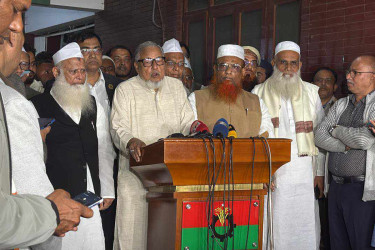 ফ্যাসিবাদের পতন হলেও গণতন্ত্র পুনঃপ্রতিষ্ঠা হয়নি : নজরুল ইসলাম
