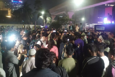 যমুনার দিকে যাত্রা করা গণঅভ্যুত্থানে আহতদের পুলিশের বাধা