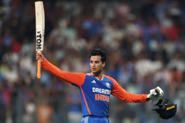 অভিষেক শর্মার রেকর্ড সেঞ্চুরি