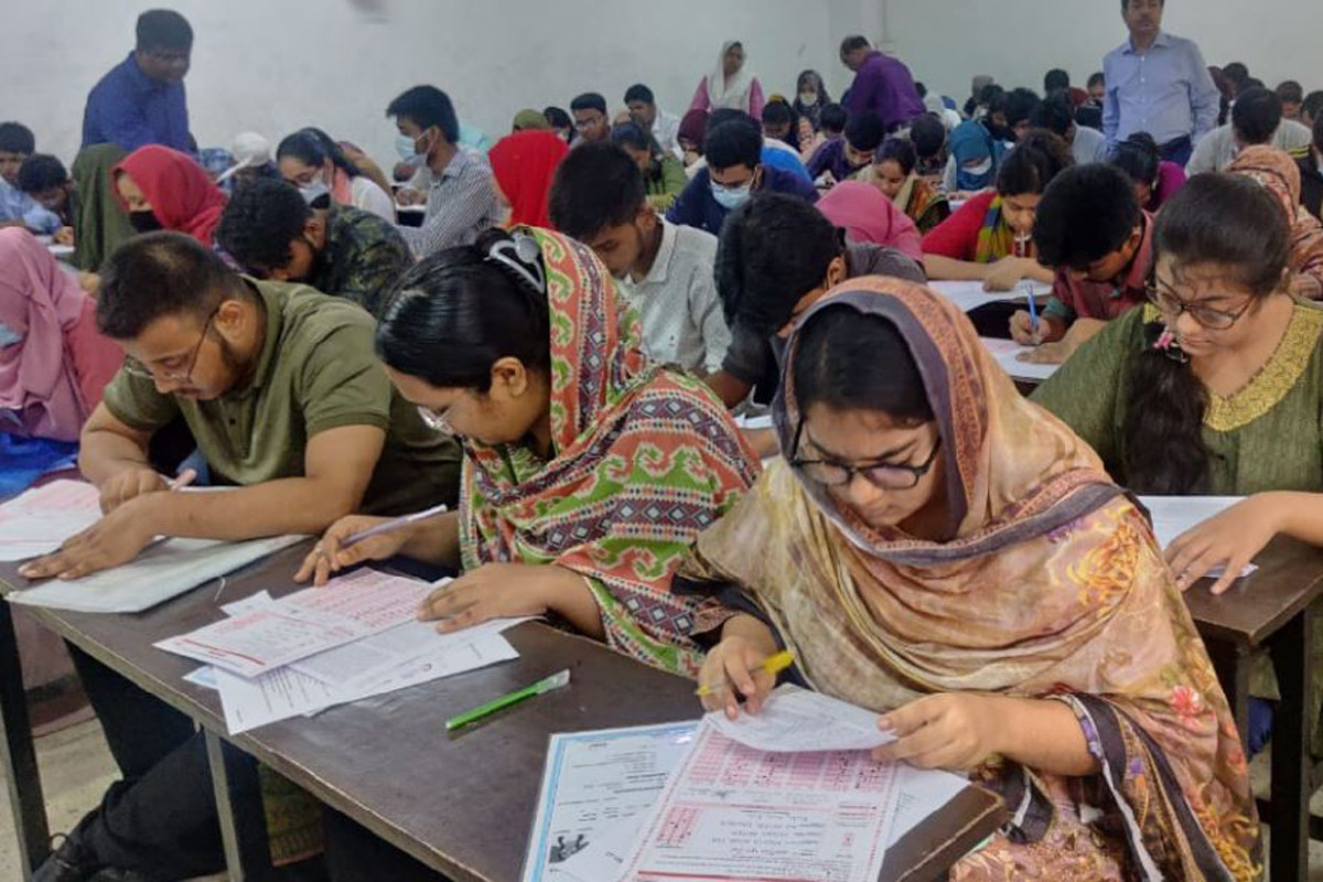 সরকারি-বেসরকারি বিশ্ববিদ্যালয়ে একক ভর্তি পরীক্ষার সুপারিশ