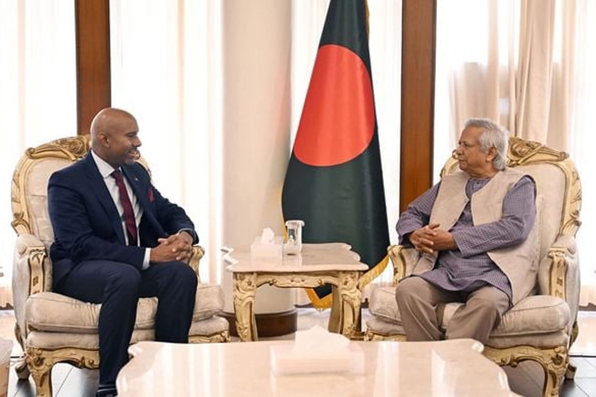 পাচার হওয়া অর্থ ফেরাতে কানাডার সহায়তা চেয়েছেন প্রধান উপদেষ্টা