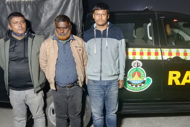 রংপুরে ৩ মাদক কারবারি গ্রেফতার