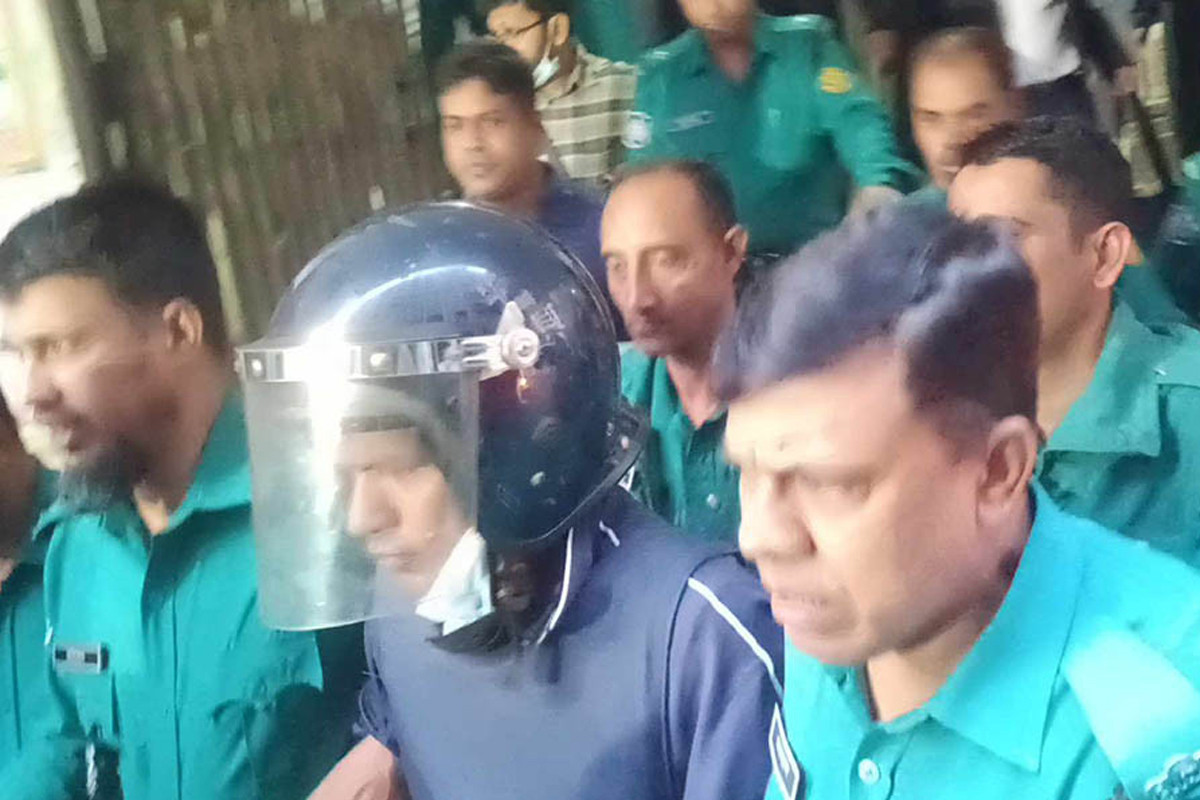 পাঁচ দিনের রিমান্ডে ডিআইজি মোল্যা নজরুল