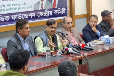 সবার আগে রাজনৈতিক দলের সংস্কার প্রয়োজন : মান্না