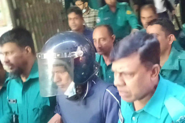 পাঁচ দিনের রিমান্ডে ডিআইজি মোল্যা নজরুল