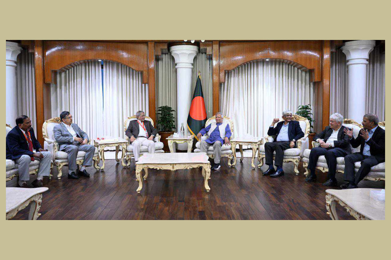 প্রধান উপদেষ্টার সঙ্গে বৈঠকে বিএনপির ৩ নেতা