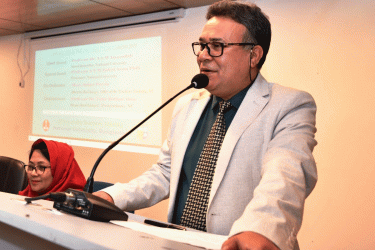 ‘কলেজ শিক্ষকরা রাজনীতিতে যুক্ত হলে গভর্নিং বডি ভেঙে দেয়া হবে’