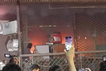 একুশে টিভির ভবনে আগুন