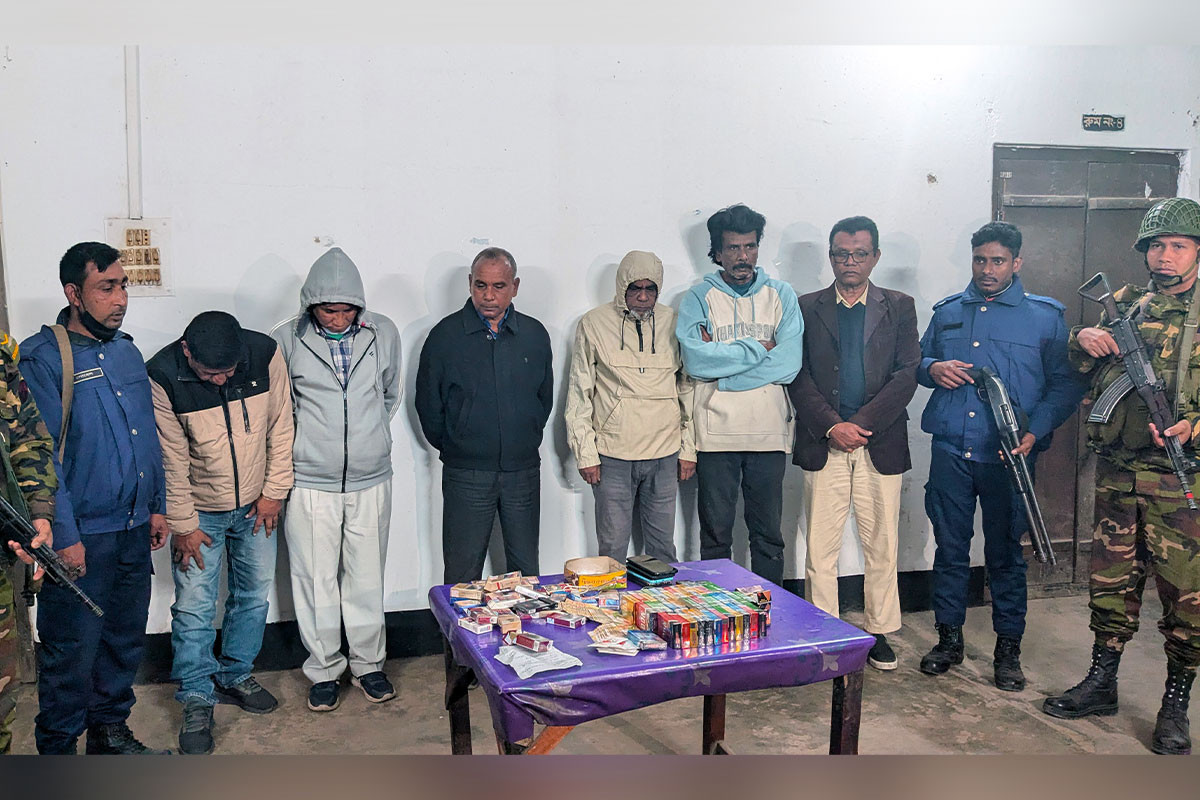 ডেভিল হান্ট: গাইবান্ধায় আটক ৮