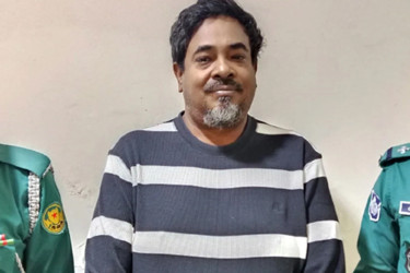 সাবেক এমপি ছানোয়ারসহ ৩ জনকে কারাগারে পাঠানোর নির্দেশ