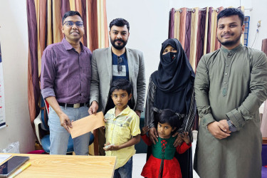 বিনাখরচে শিশুর চিকিৎসা করলেন বসুন্ধরা শুভসংঘের উপদেষ্টা