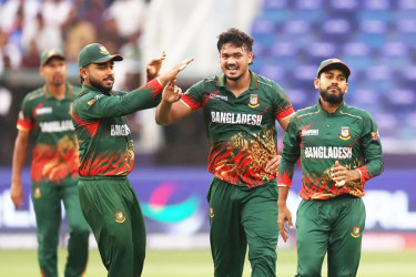 বাংলাদেশ-ভারত ম্যাচের বেটিং চক্র ধরা! তিন জুয়াড়ি গ্রেফতার