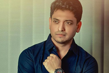 বাসায় ঢুকে অভিনেতা আজাদকে দুর্বৃত্তদের গুলি