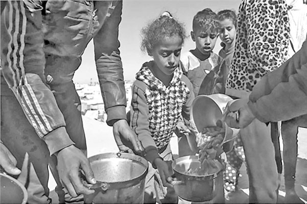 গাজায় আবারও দুর্ভিক্ষের শঙ্কা