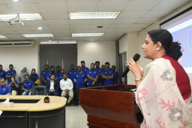 শ্রবণক্ষমতা হারানোর ঝুঁকি কমাতে শব্দদূষণ রোধ জরুরি: পরিবেশ উপদেষ্টা
