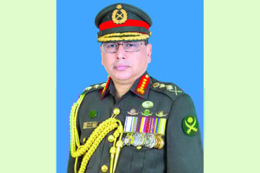সেন্ট্রাল আফ্রিকা গেছেন সেনাপ্রধান