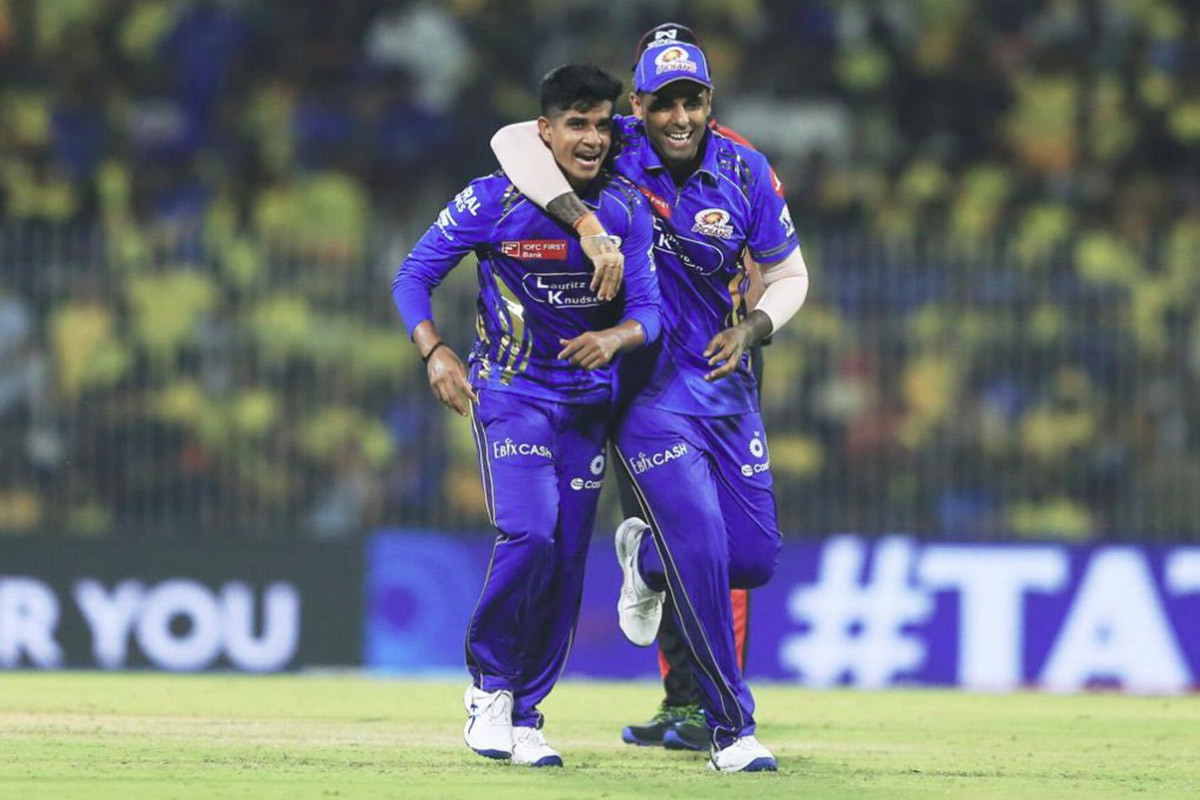 ভিগ্নেশকে প্রশংসায় ভাসালেন সূর্যকুমার যাদব