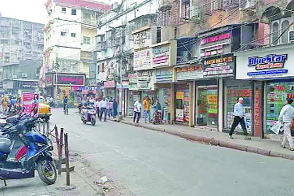 ধুঁকছেন পেট্রাপোলের ব্যবসায়ীরাও