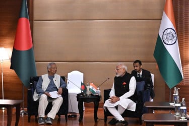 ব্যাংককে ড. ইউনূস-মোদির বৈঠক