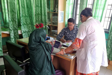 পিরোজপুরে পরিবার পরিকল্পনা বিভাগের স্বাস্থ্য সেবা প্রদান