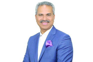 পোশাকের চাহিদা কমে যাবে
