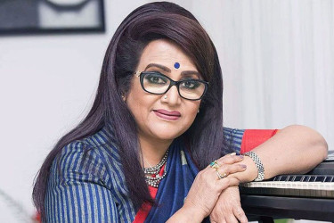 ভুয়া খবরে ক্ষোভ প্রকাশ করে যা বললেন ববিতা