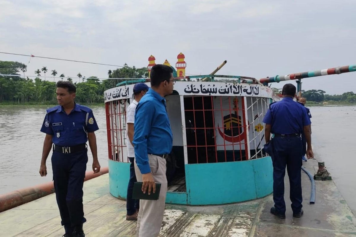 পিরোজপুরে অবৈধ বালু উত্তোলনে এক লাখ টাকা জরিমানা