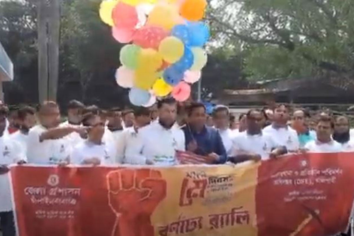 চাঁপাইনবাবগঞ্জে বর্ণাঢ্য আয়োজনে মে দিবস পালিত