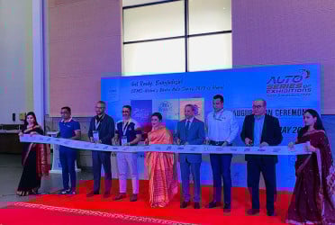 আইসিসিবিতে শুরু হলো মোটর ও বাইক শো